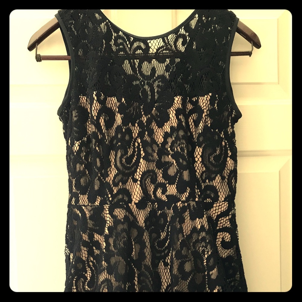 SALE! NWT Betsy & Adam Lace Overlay Formal Dress